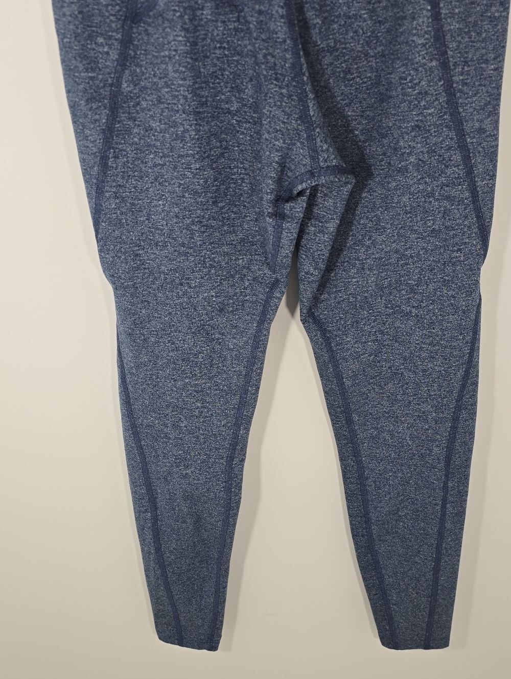 {LNDR} The Sunday 8/8 Leggings in Carbon Marl - Size SMALL - Picture 6 of 9